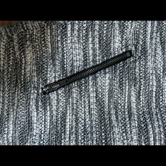 Loft Gray tweed skirt - Picture 5 of 6